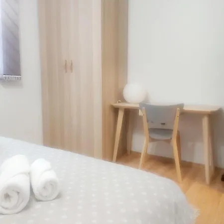 Апартаменты Saint Nicholas Lovely 2 Bedroom With Sunny Garden *
