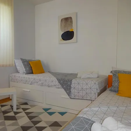 Saint Nicholas Lovely 2 Bedroom With Sunny Garden * Varna